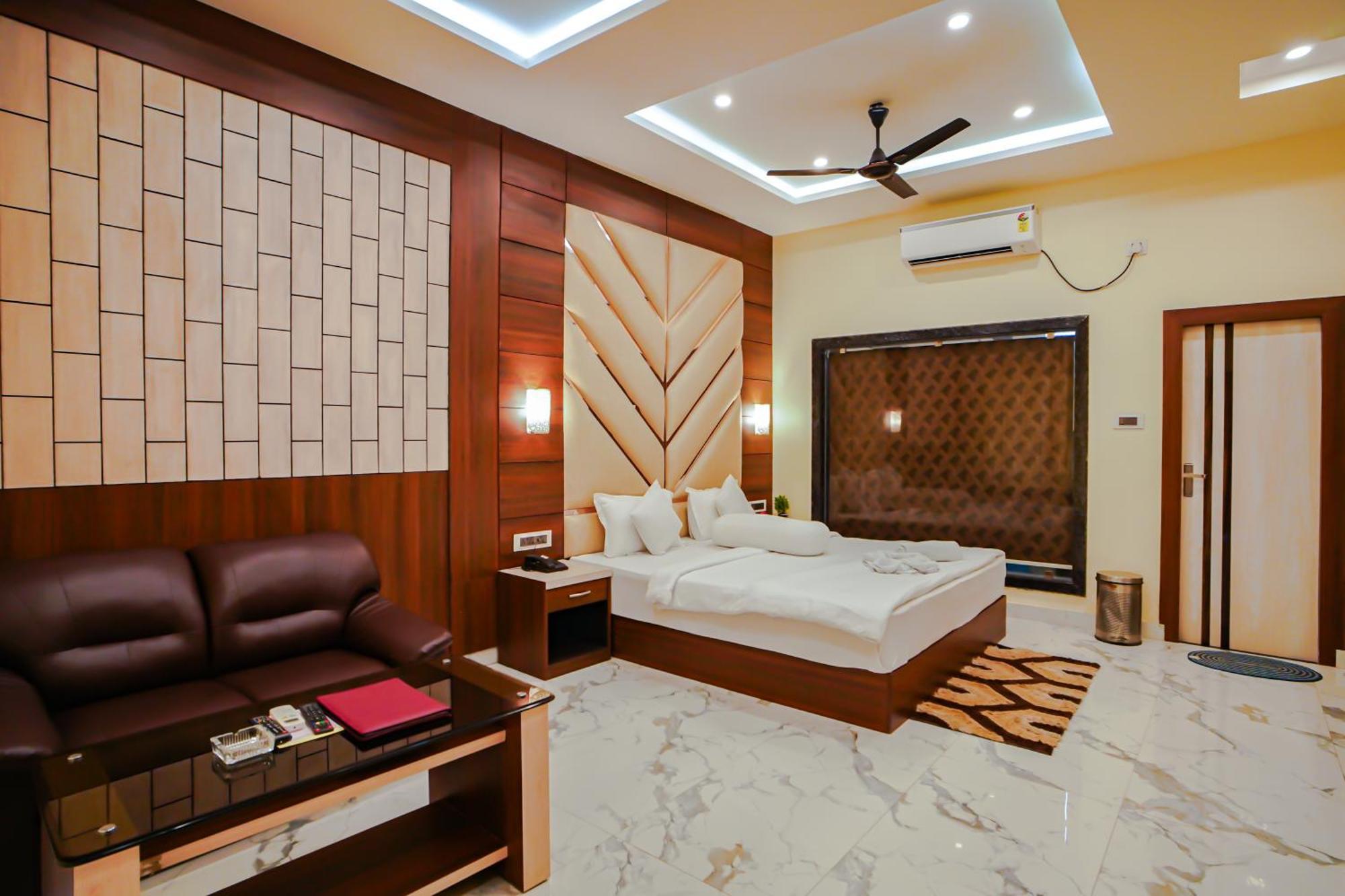 Prasant On Beach Resort !! Lift - Wifi -Restaurant-Parking Facilities-Newly Decorated Room !! Mandarmani Exterior photo